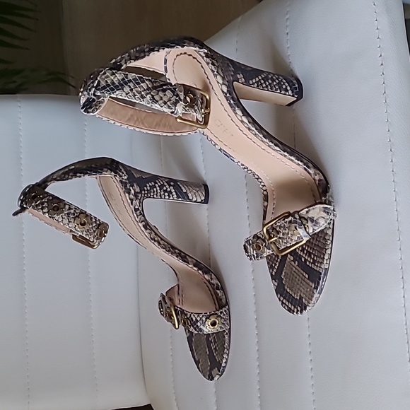 Coach Elizabeth Leather Heel Sandals ❤️ - Picture 2 of 8